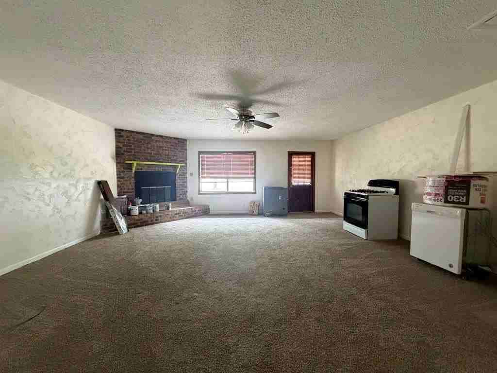 1817 W Belden St - Photo 7 of 25