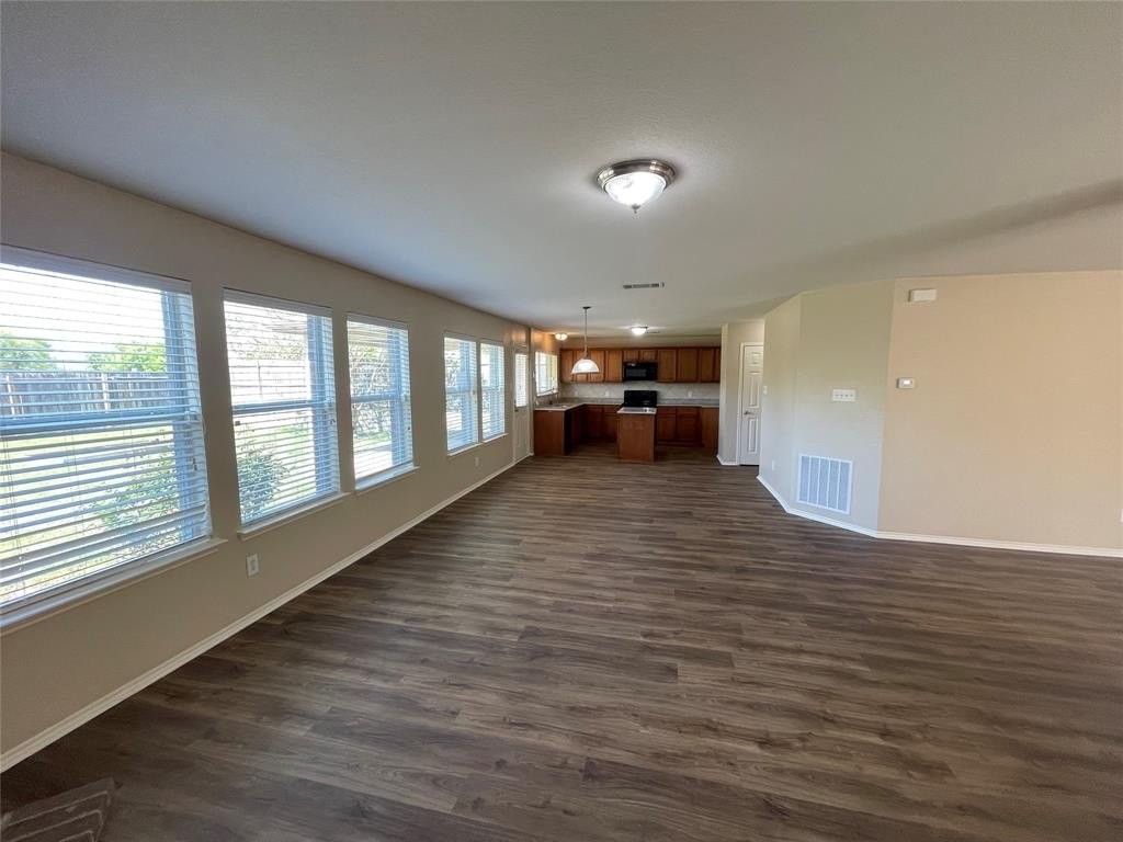 2409 Becard Dr - Photo 5 of 23