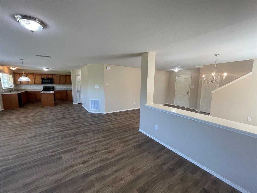 2409 Becard Dr - Photo 6 of 23