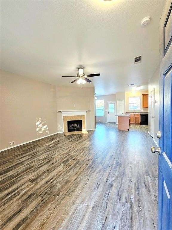 10736 Traymore Dr - Photo 3 of 33