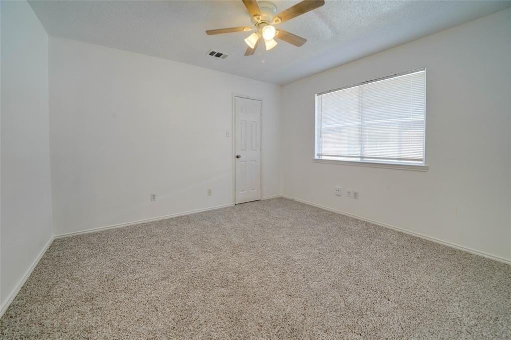 152 Pinion Ln - Photo 7 of 15