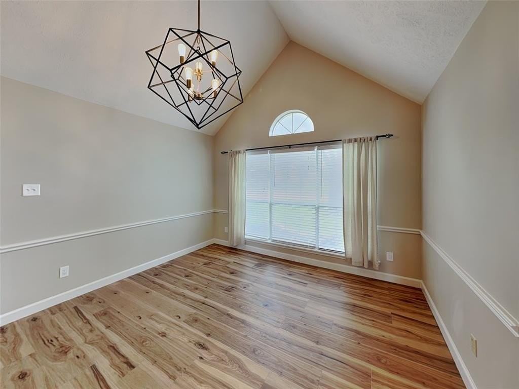 1313 Red Maple Dr - Photo 7 of 16