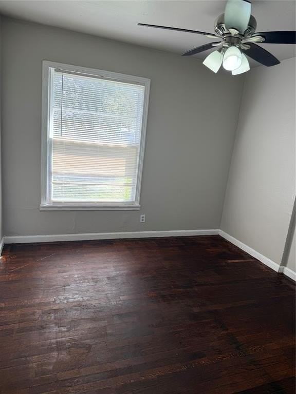 714 Westway St - Photo 4 of 9