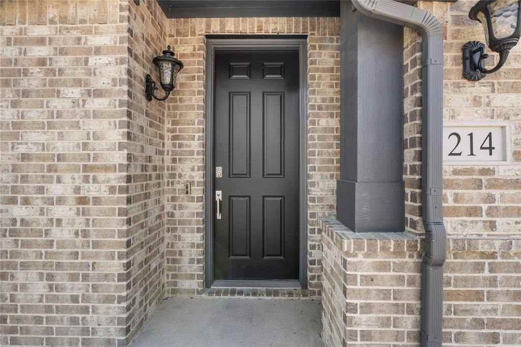 214 Garden Grove Dr - Photo 2 of 27