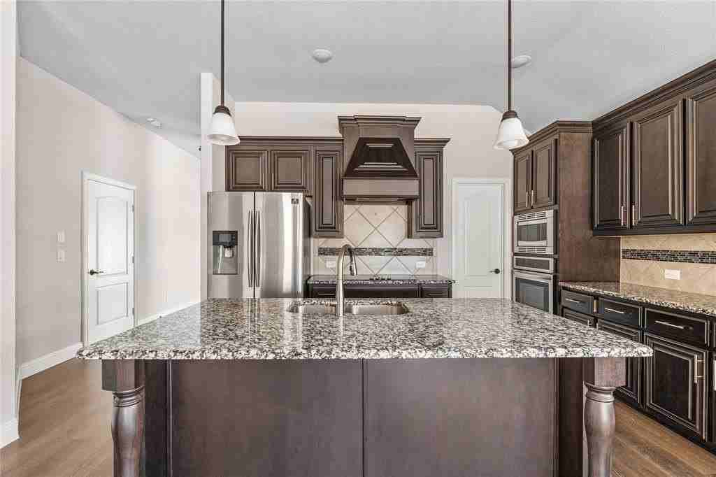 214 Garden Grove Dr - Photo 7 of 27