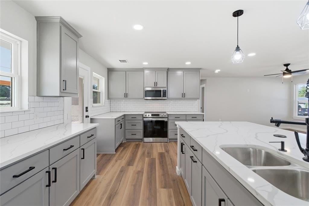 205 Lacewell St - Photo 4 of 39