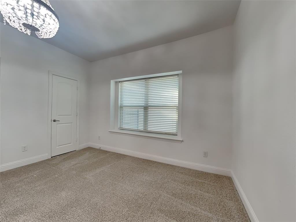 2065 Pontchartrain Dr - Photo 7 of 18