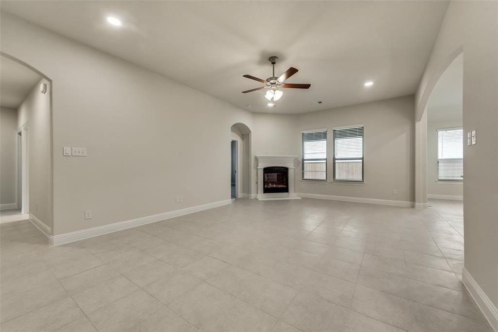 6113 Brunswick Dr - Photo 6 of 24