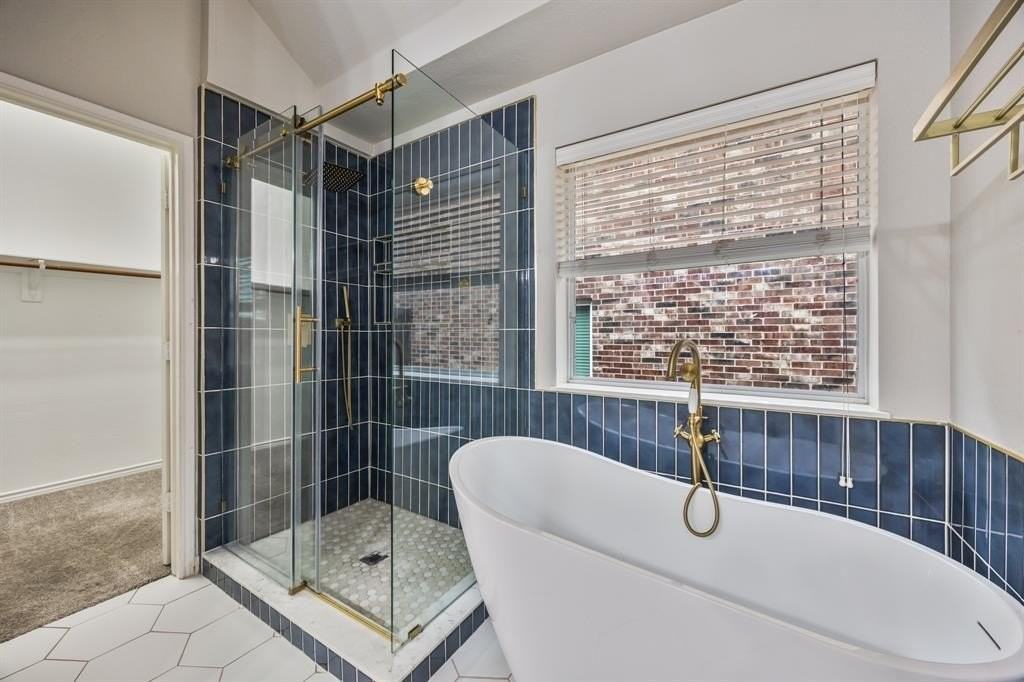 8100 Twin Oaks Dr - Photo 5 of 22