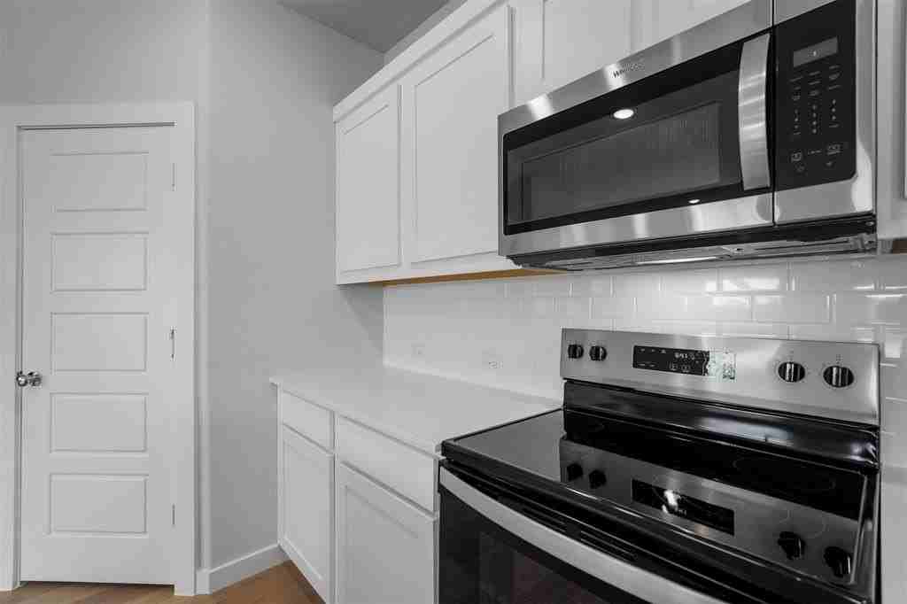 350 Arcane St - Photo 6 of 21