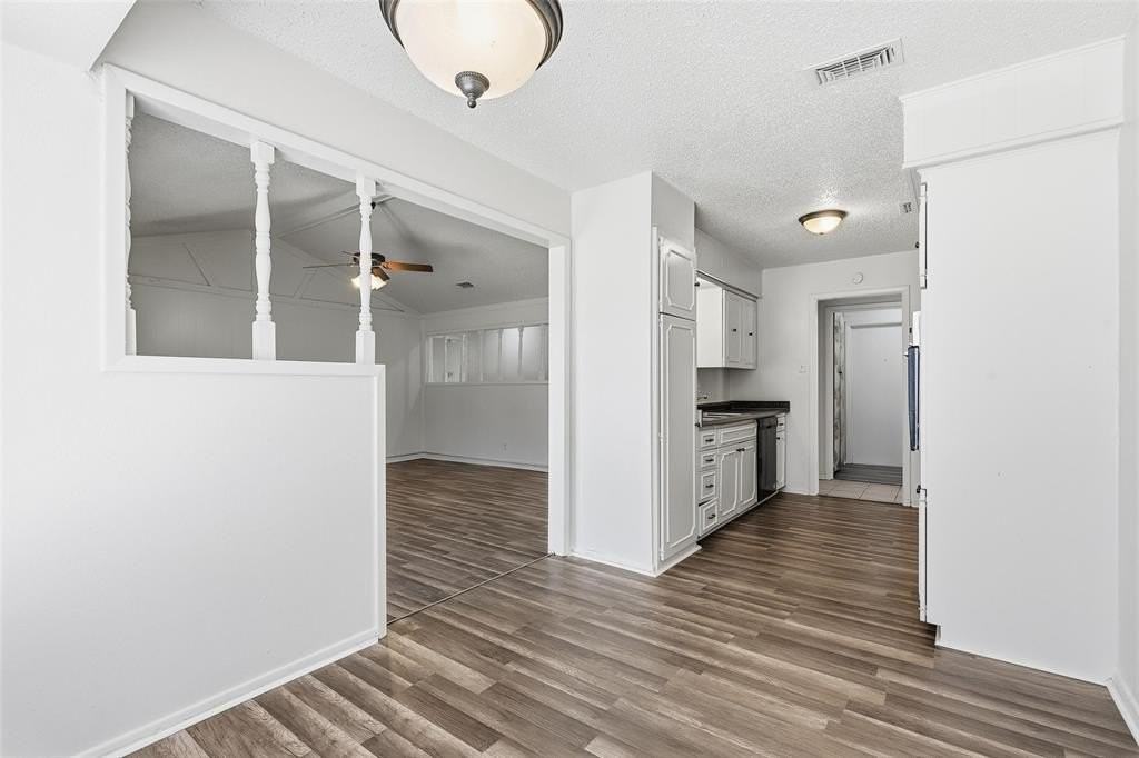 125 N Jessup St - Photo 6 of 29