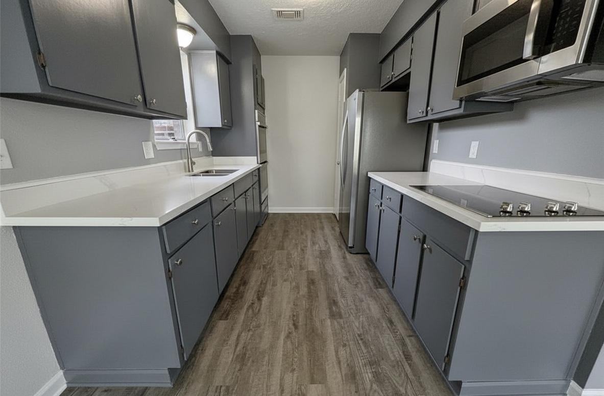 Droitwich Dr - Photo 2 of 4