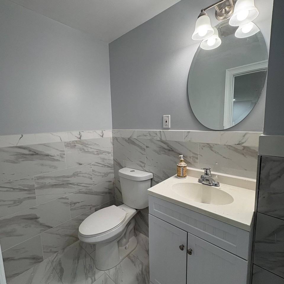 4 Betsy Ross Ct - Photo 3 of 6