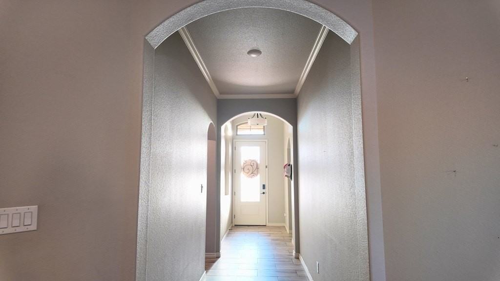 5704 Winchester Ave - Photo 2 of 17