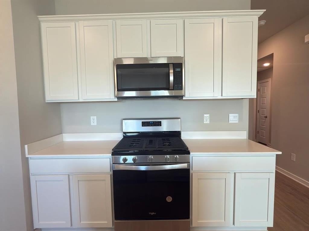 2924 Firefly Dr - Photo 7 of 17