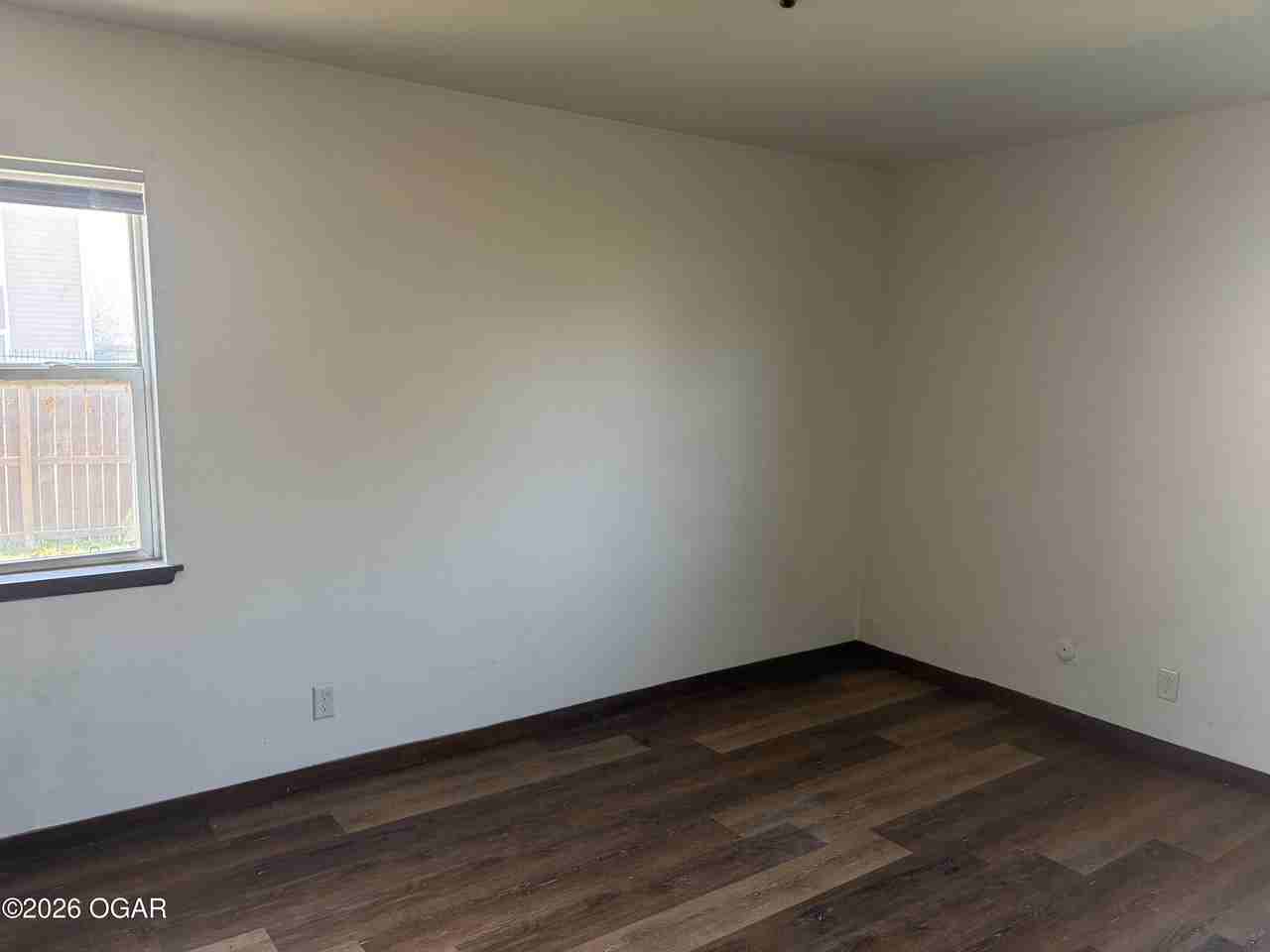 1715 Wisconsin Ave Apt 1 - Photo 5 of 6