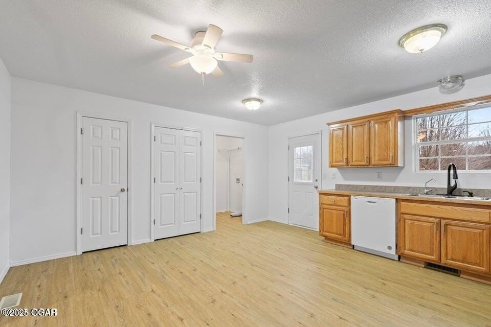 1177 E Amber Dr - Photo 6 of 29