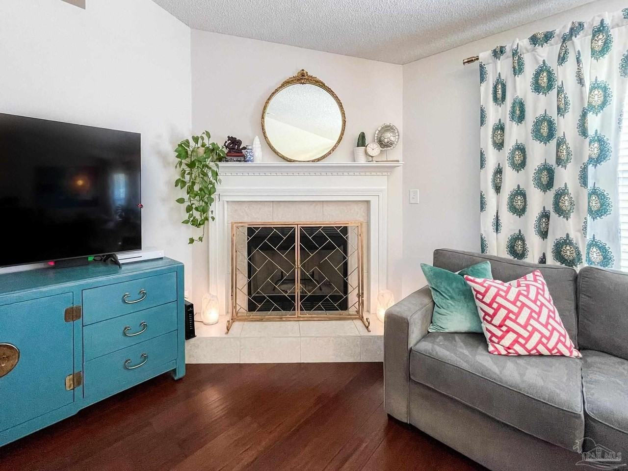 1216 Benning Pl - Photo 7 of 41