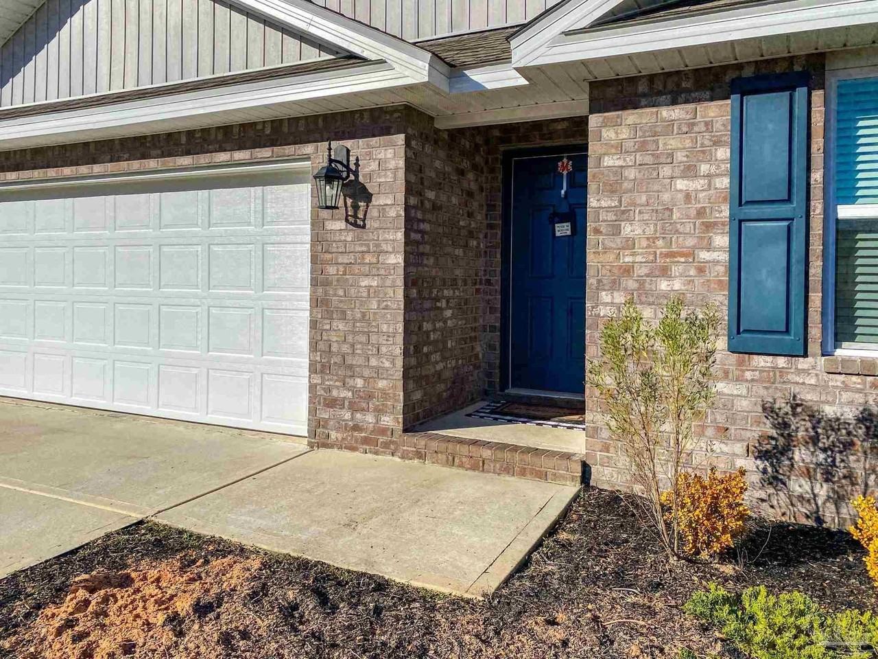 7368 Lakeside Oak Ct - Photo 4 of 43