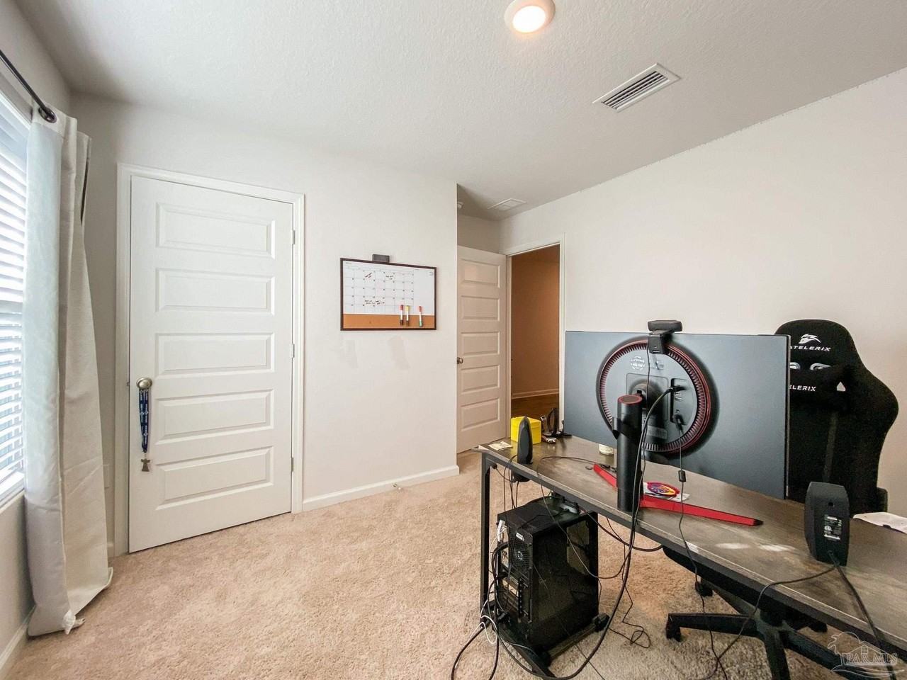 7368 Lakeside Oak Ct - Photo 6 of 43