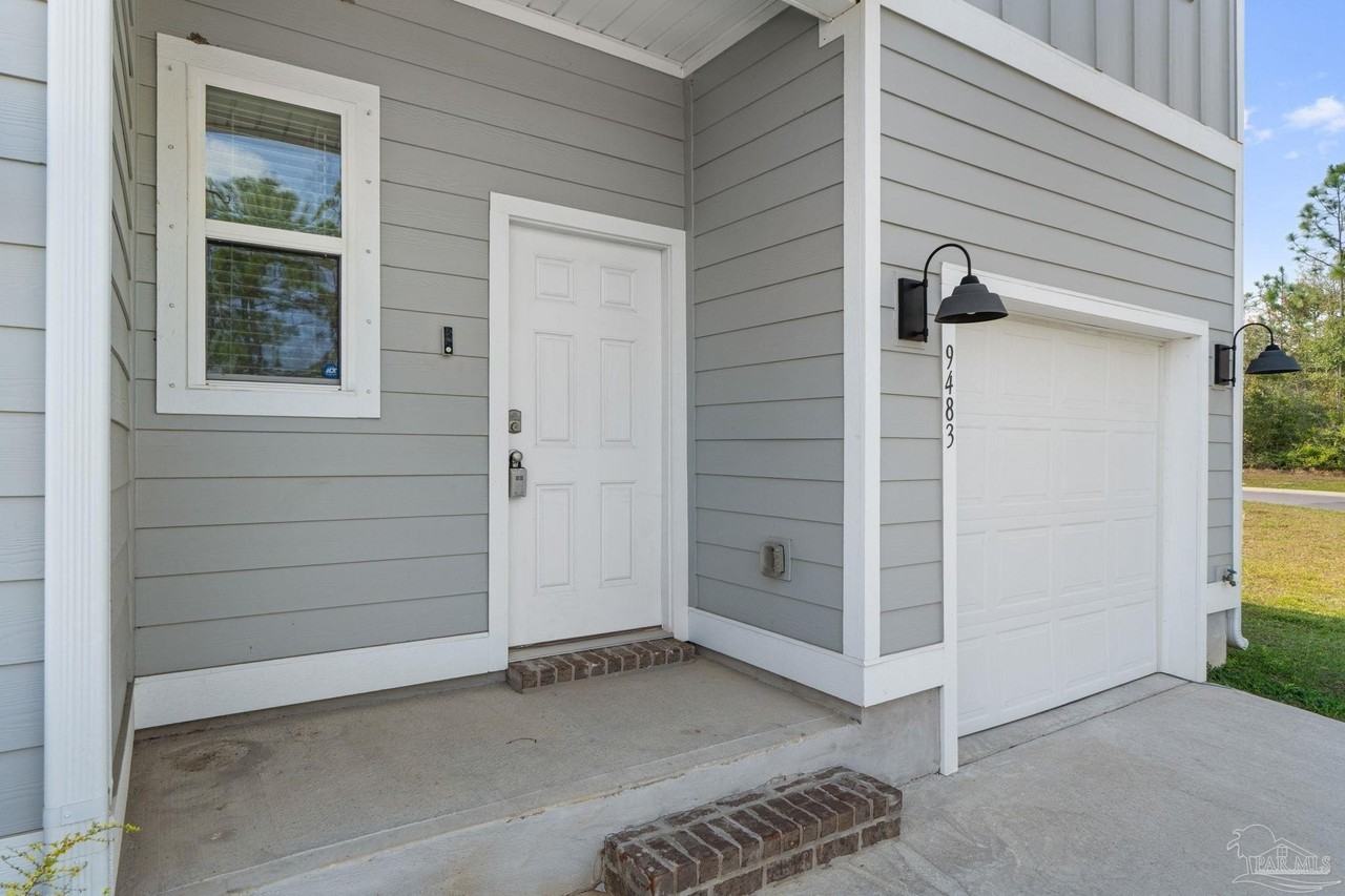 9483 Nature Creek Cir - Photo 3 of 34