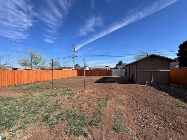 2505 Brunson Ave - Photo 7 of 13