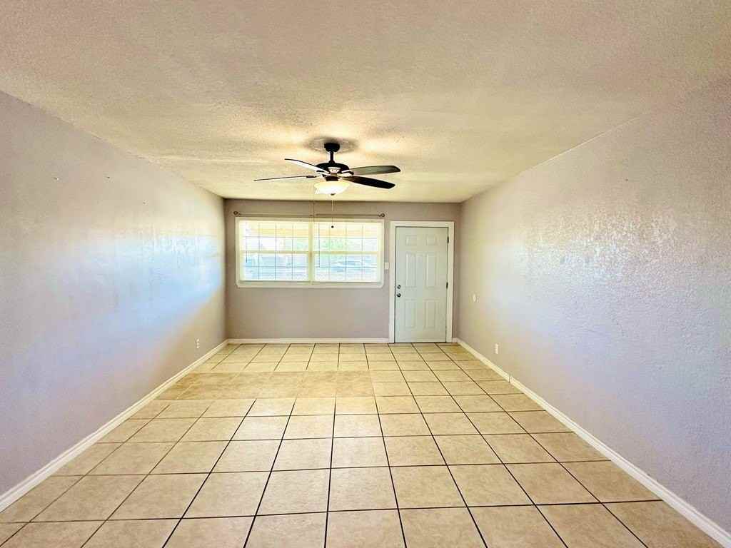 2812 Mariana Ave - Photo 5 of 30