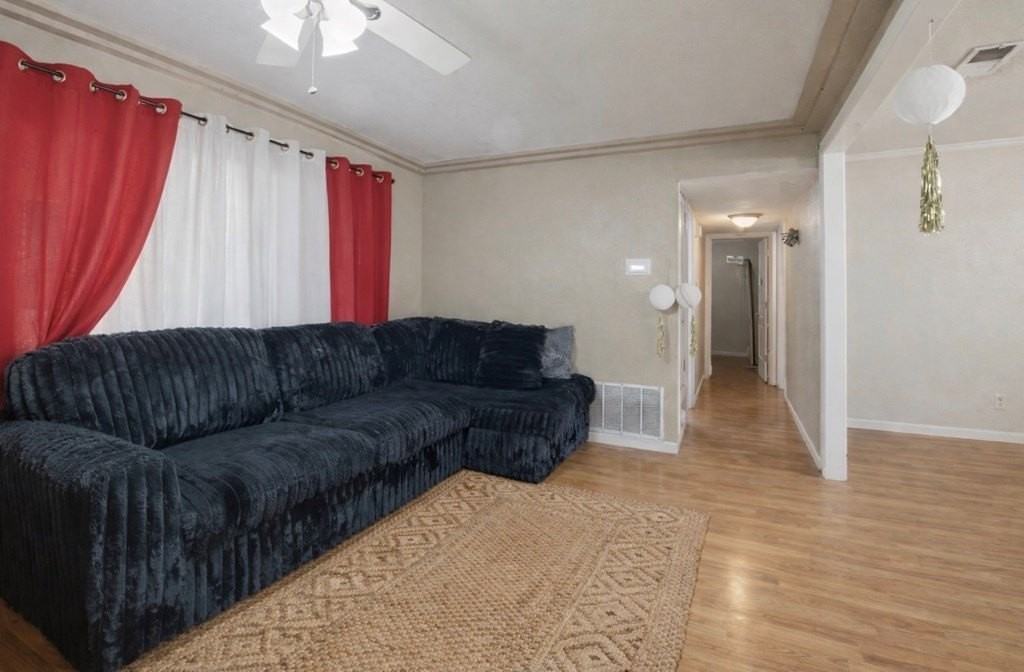 4209 Harlowe Dr - Photo 2 of 19