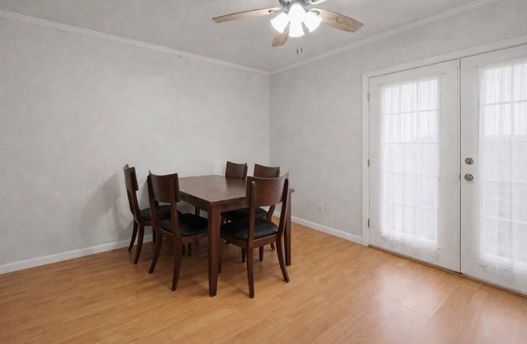 4209 Harlowe Dr - Photo 4 of 19