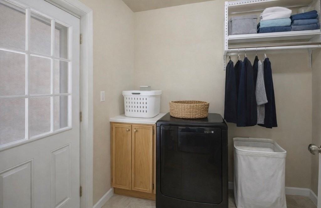 4209 Harlowe Dr - Photo 7 of 19