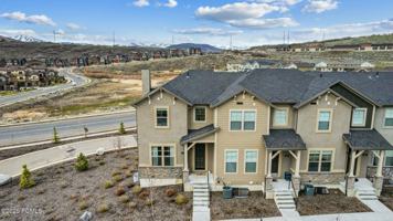 featured image of 1021 W Wasatch Spring Rd
