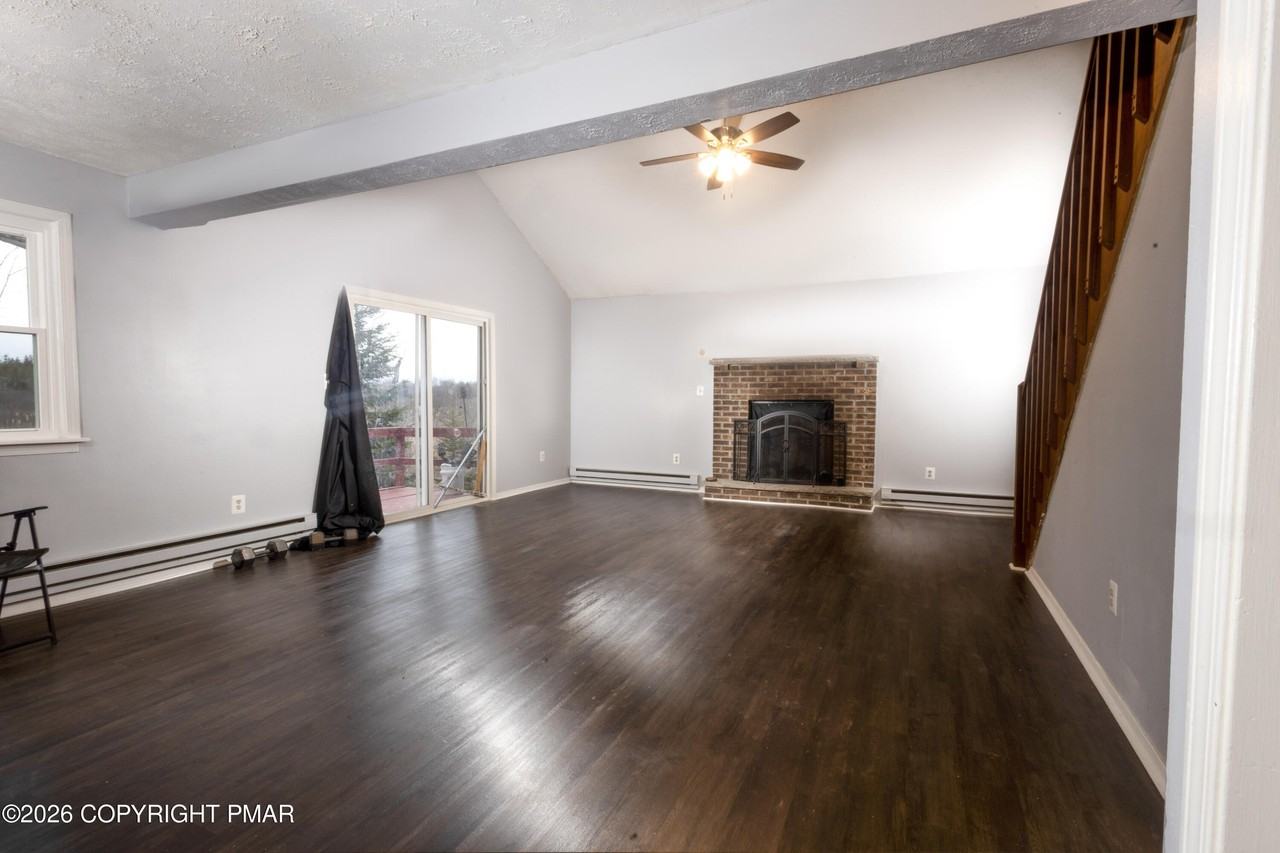7694 Fawn Ln - Photo 3 of 18