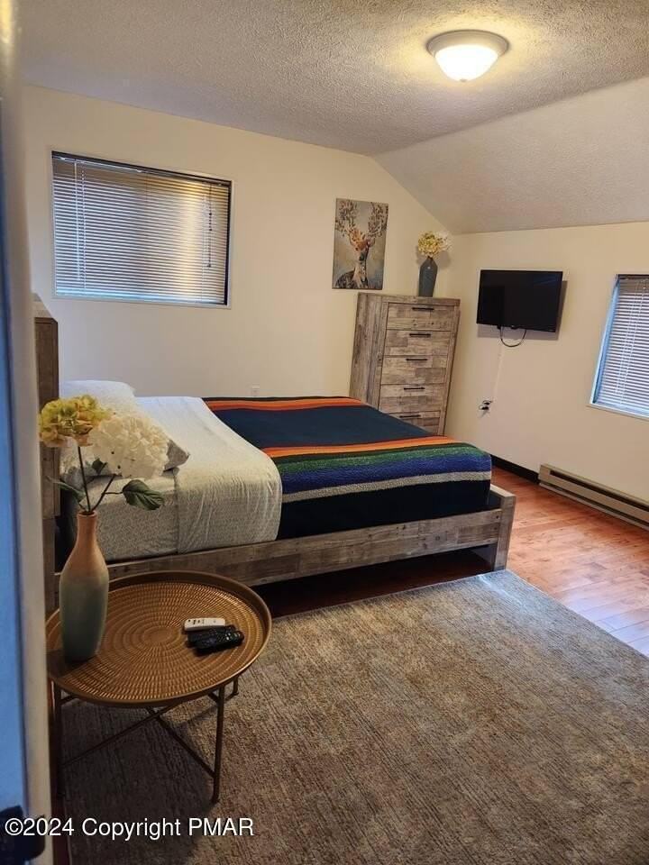 112 Messerle Ct - Photo 5 of 33