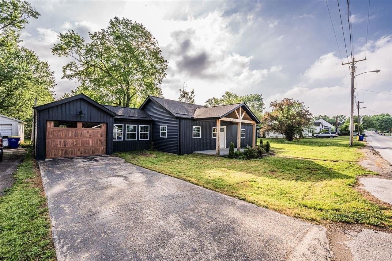 204 Wilson Ave - Photo 3 of 29