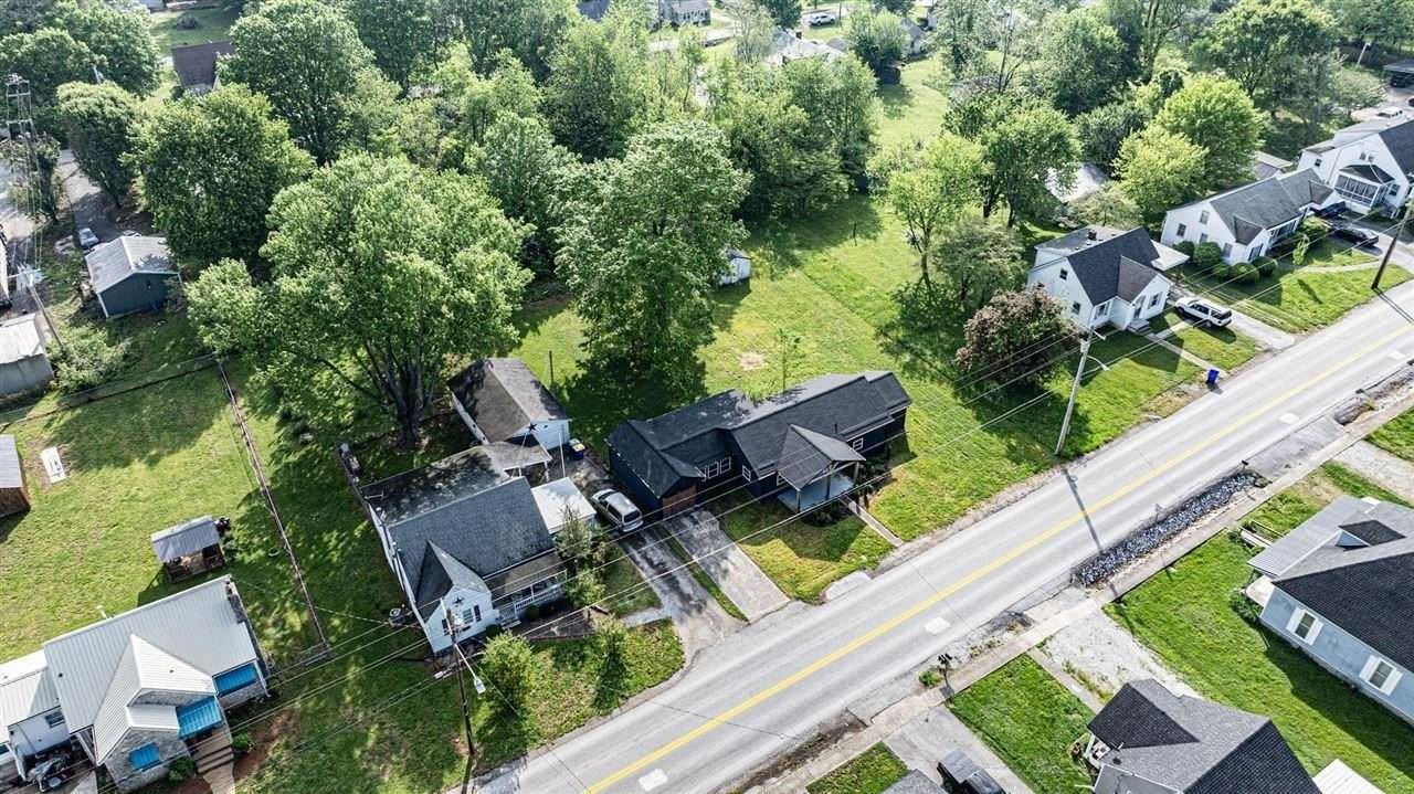 204 Wilson Ave - Photo 7 of 29