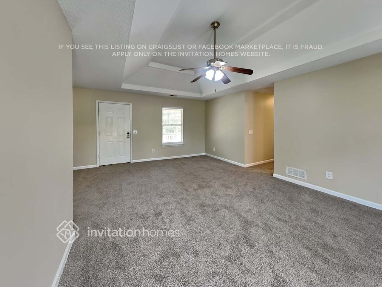 1870 Chadwick Dr - Photo 3 of 14