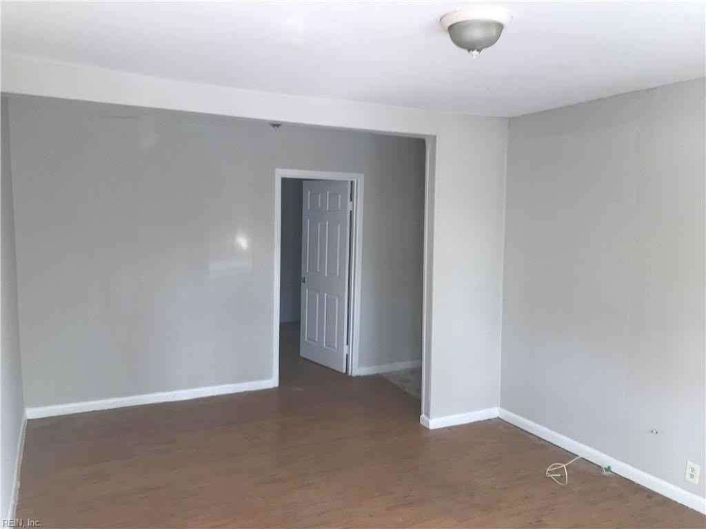 908 Old Williamsburg Rd #7 - Photo 2 of 7