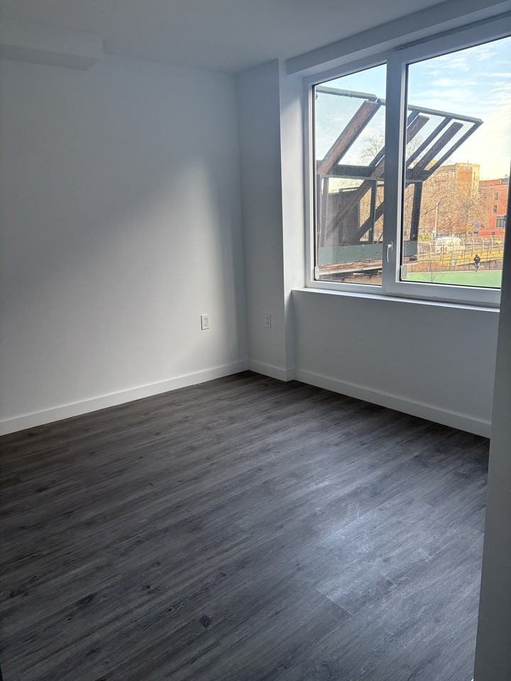 170 Marcy Ave #2B - Photo 2 of 7