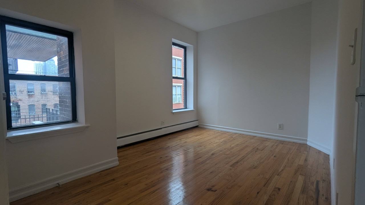 2212 Frederick Douglass Blvd Apt 5b - Photo 7 of 21