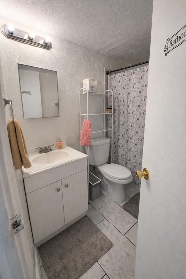4130 Sw 20th St Unit 2 - Photo 4 of 15