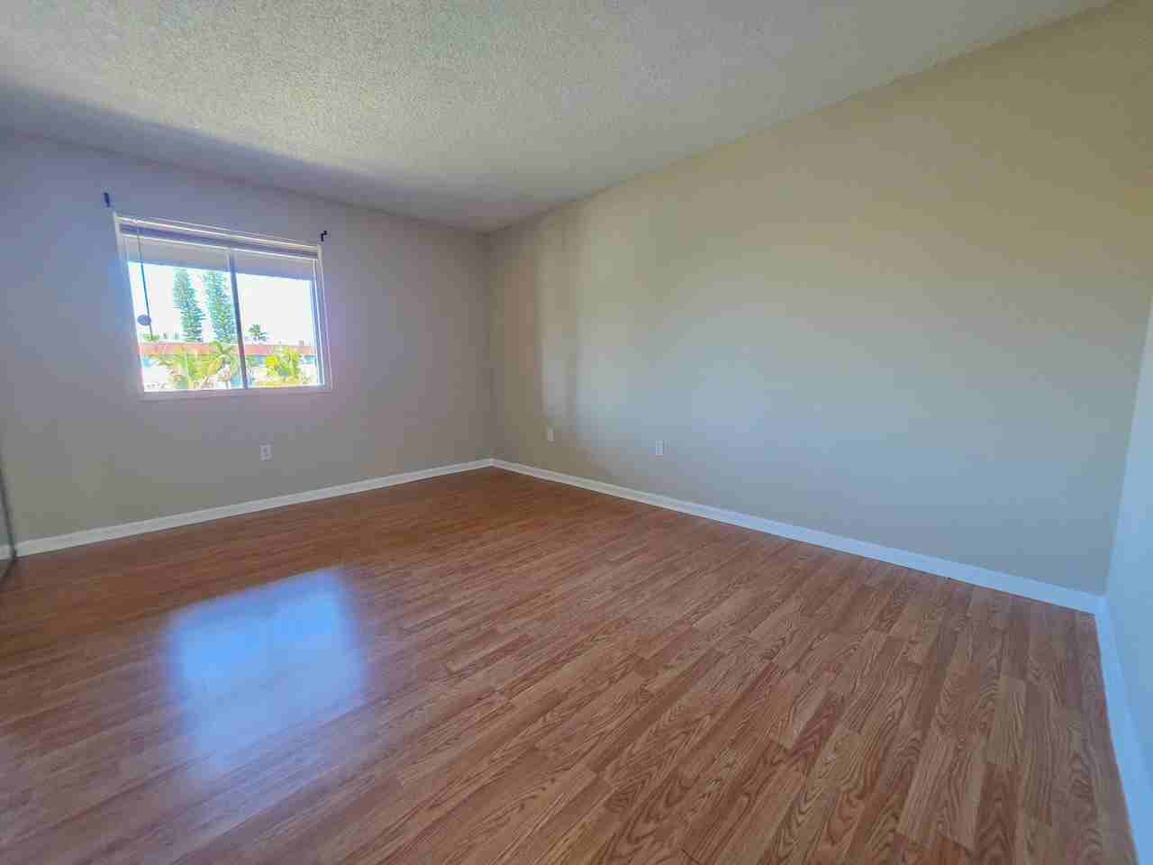 6106 Forest Hill Blvd Apt 207 - Photo 6 of 8