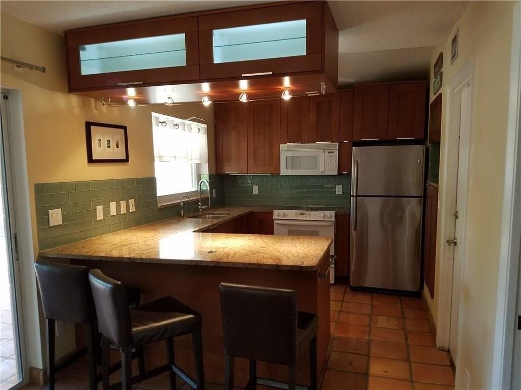 1159 Se 6th Ct - Photo 6 of 44