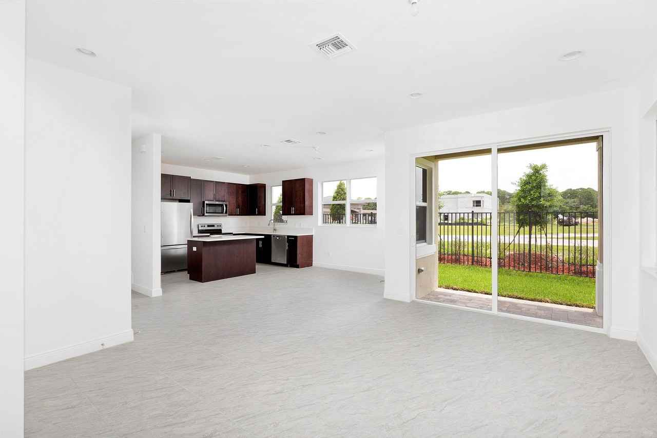 6961 Pines Cir Unit 27 - Photo 6 of 6