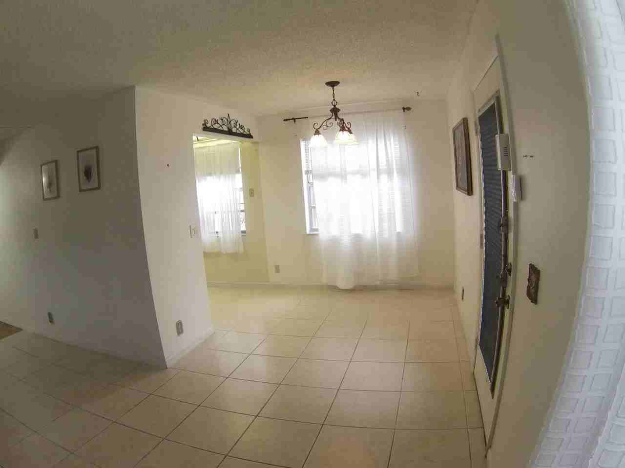 556 Capri L - Photo 5 of 30