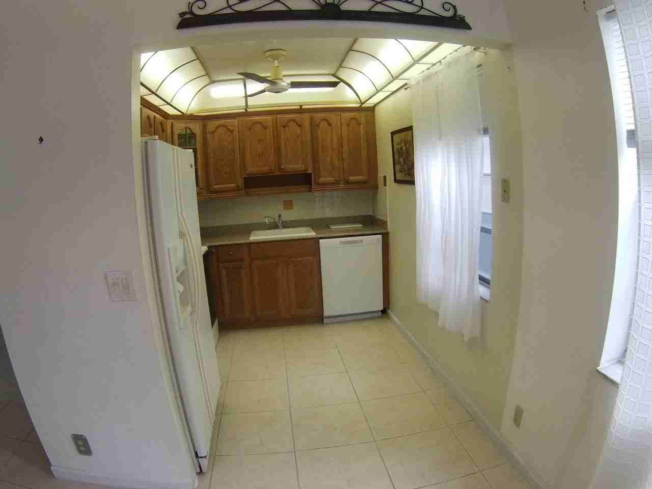 556 Capri L - Photo 6 of 30