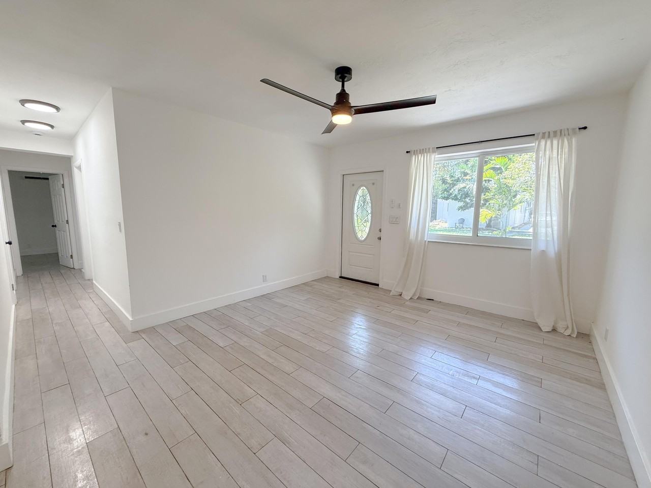 2823 Polk St - Photo 2 of 14