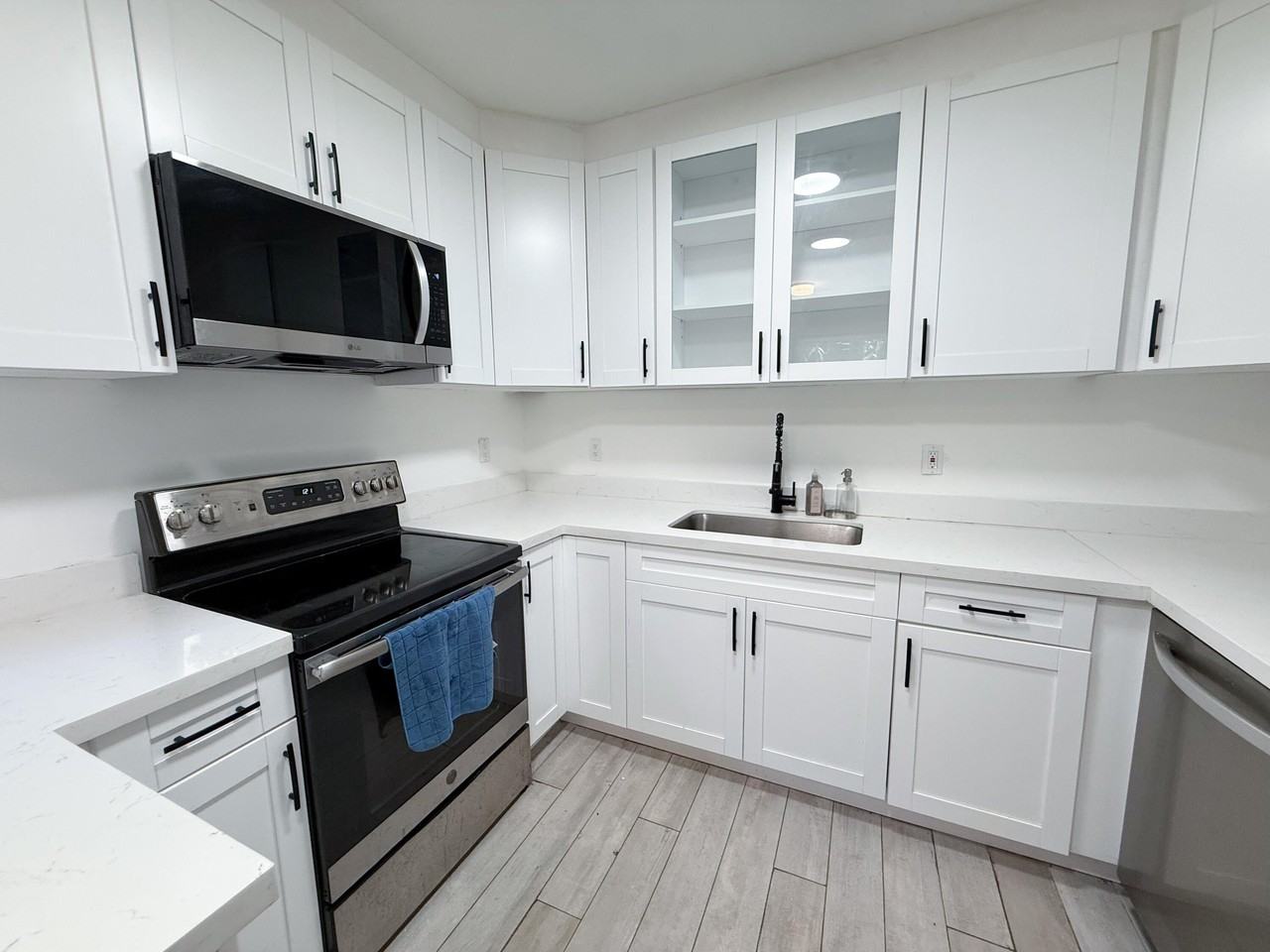 2823 Polk St - Photo 5 of 14