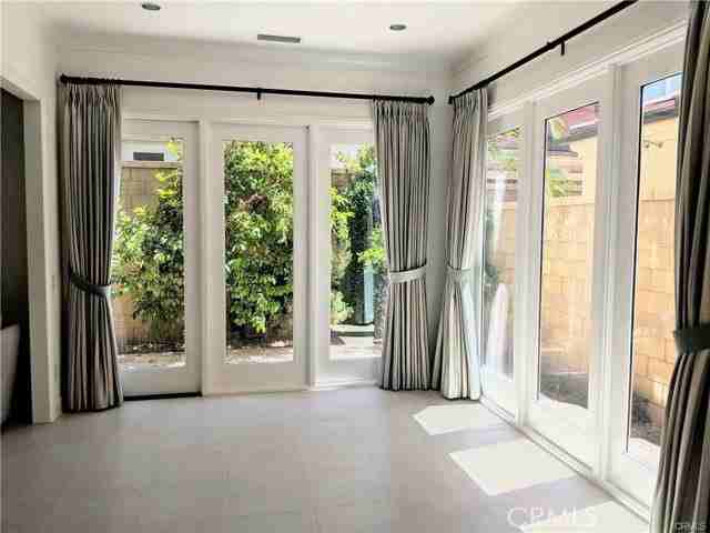 62 Acorn Gln - Photo 5 of 8