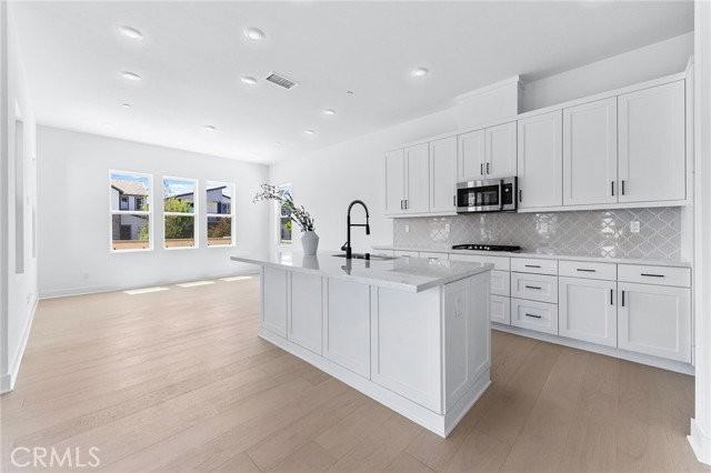 123 Bosal - Photo 2 of 6