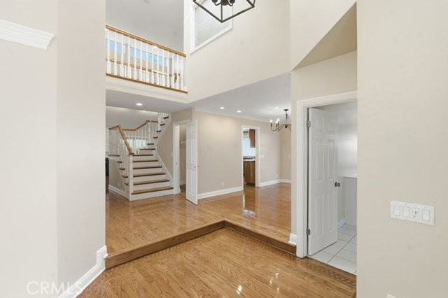 25627 Hampton Dr - Photo 5 of 8